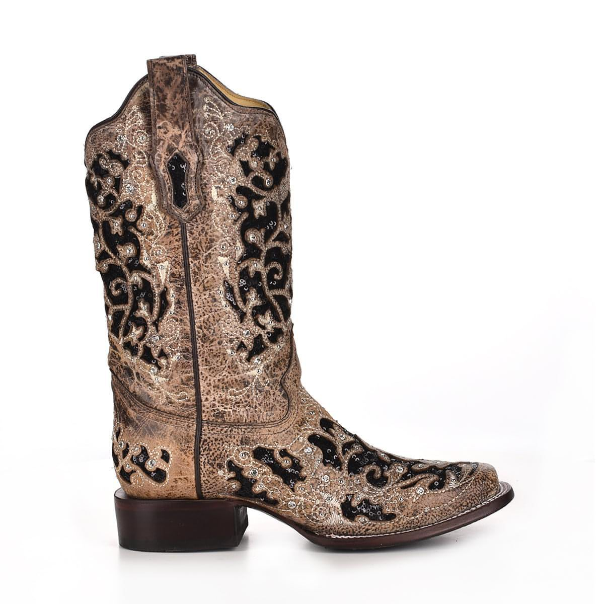 Charlotte Rustic Cowgirl Boots in Brown
