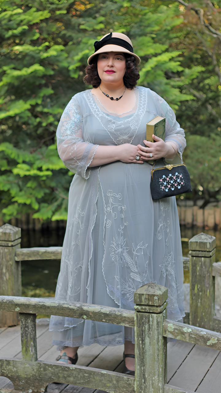 downton abbey style evening dresses Green plus size Edwardian Dress with Black lace for Titanic, Downton Abbey wedding or dinner. Recollection of Edwardian era fashion. Mona Bocca