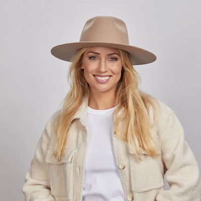 Rancher Wide Brim Felt Fedora Hat in Tan