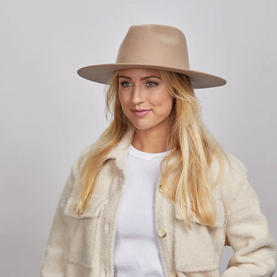 Rancher Wide Brim Felt Fedora Hat in Tan