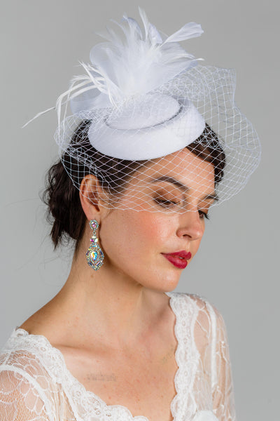 Retro Fascinator in White