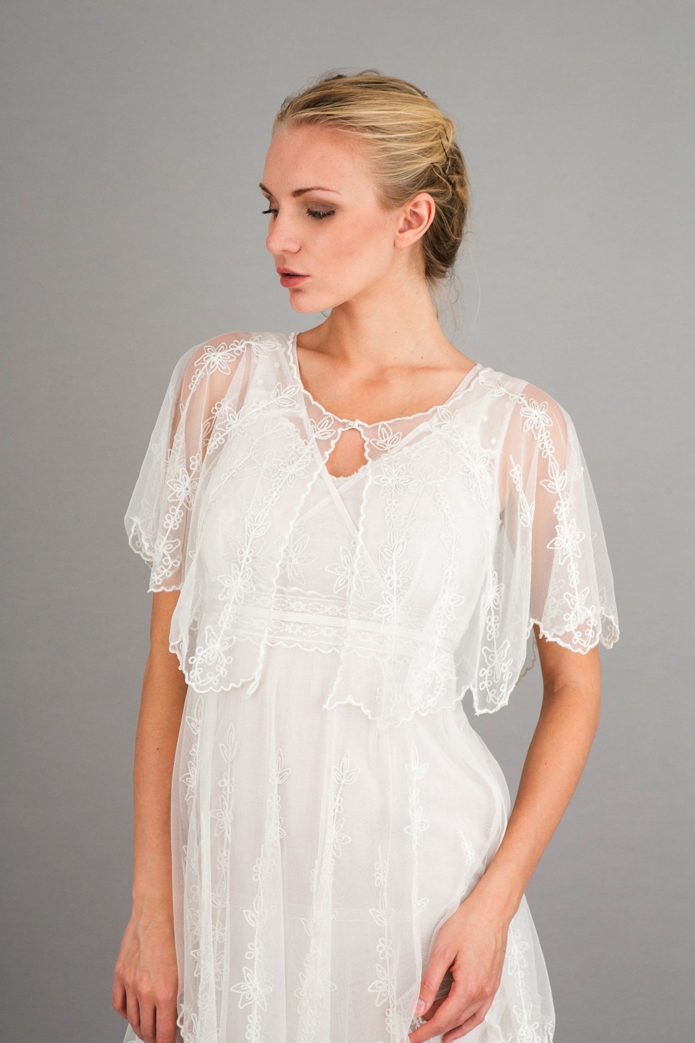 Nataya T-413 Vintage Inspired Jacket in Ivory