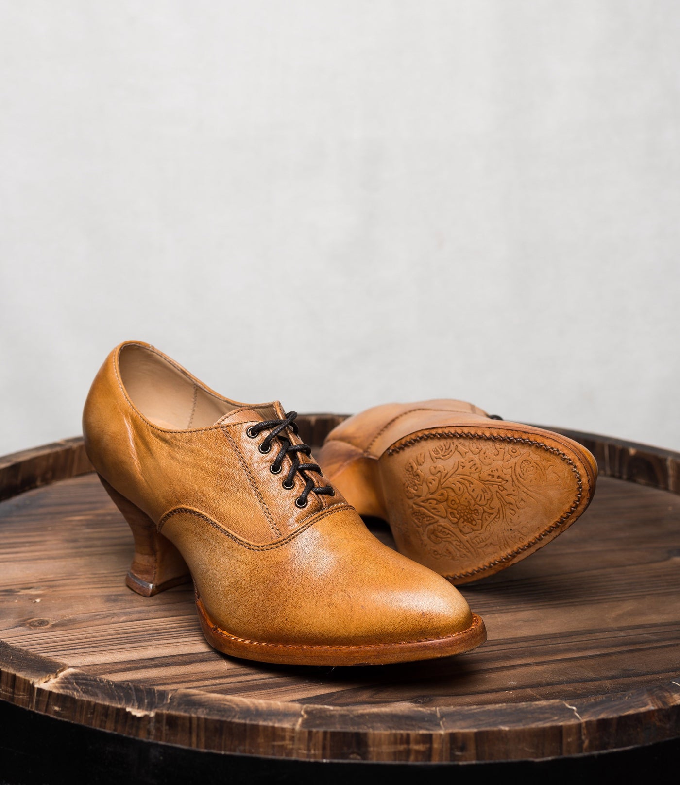 Janet Victorian Style Shoes in Tan Rustic