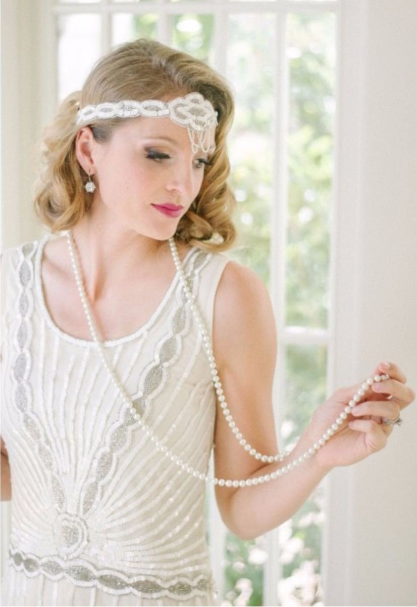 Roaring Twenties Pearl Necklace in Ivory
