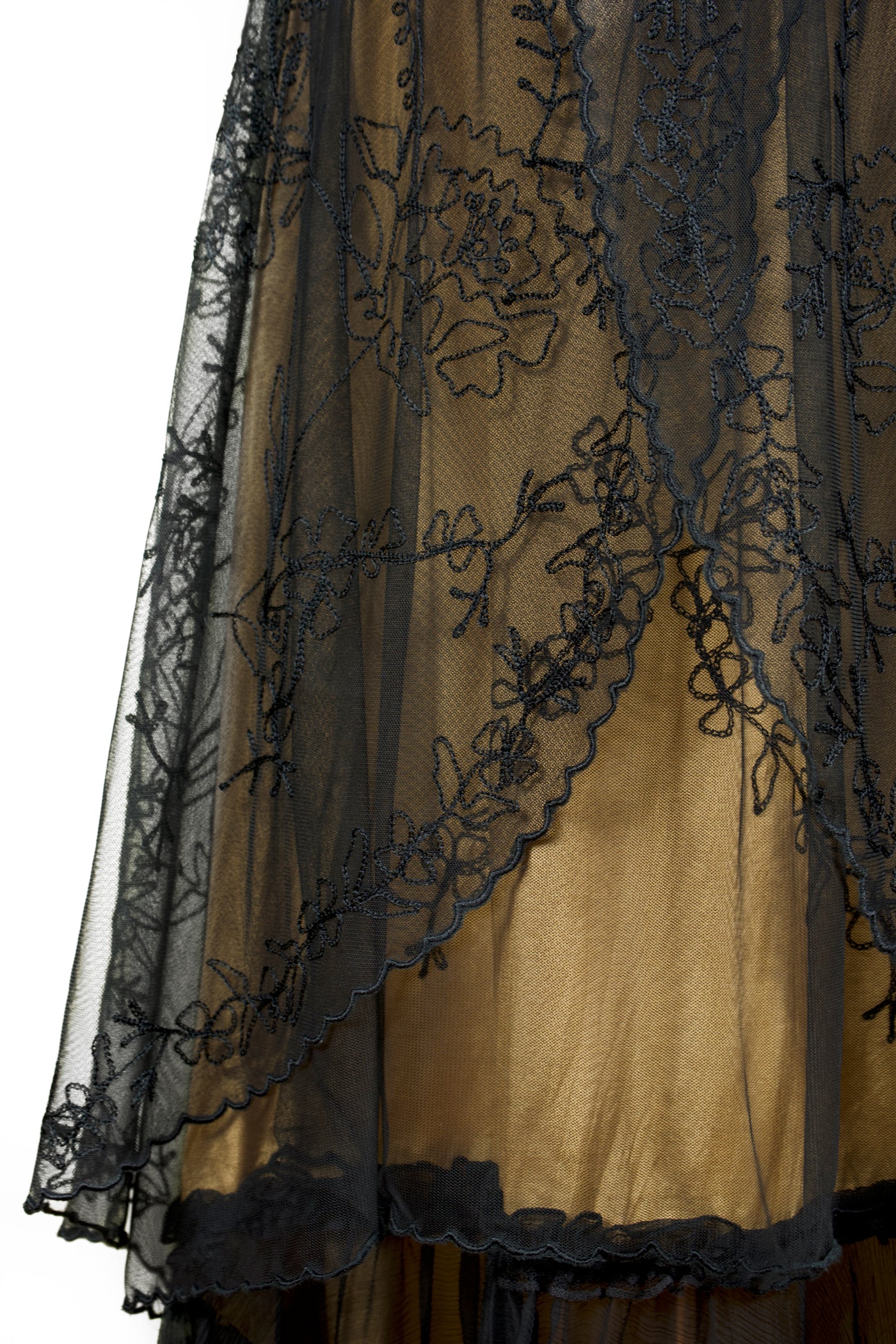 40838 Kara Modern Victorian Dress in Black/Gold by Nataya