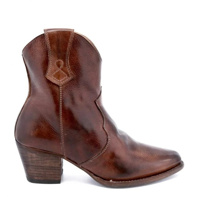 Baila Cowgirl Boots in Teak Rustic