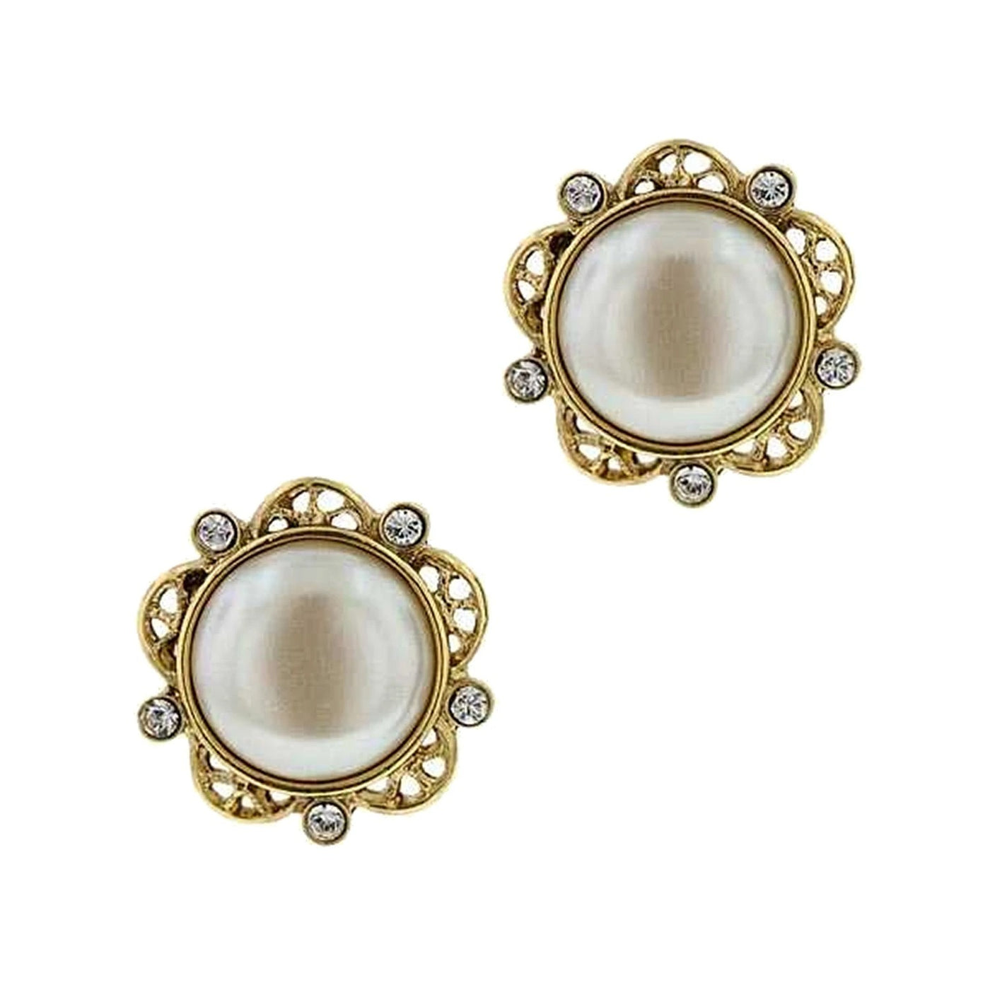 victorian-style-pearl-round-button-earrings